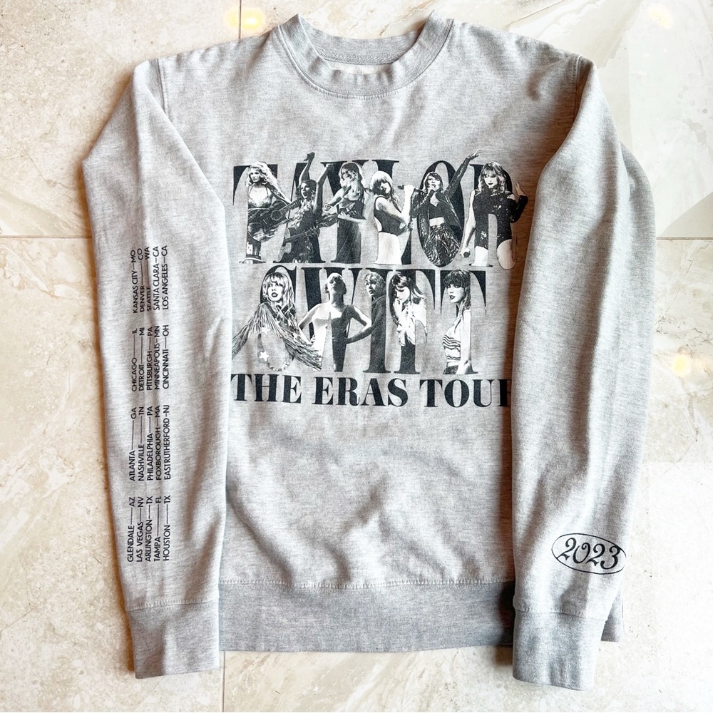 Taylor Swift Official The Eras Tour Unisex Pullover Crewneck/Sweatshirt S Gray